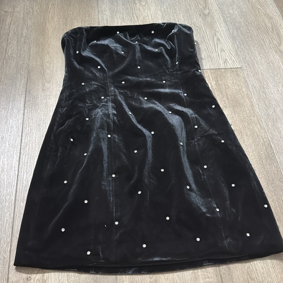 NWT! Anthro Endless Rose Strapless Rhinestone-Embellished Velvet Mini Dress 🕸️ - Picture 5 of 7